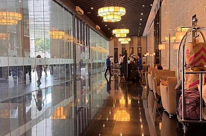Hotel Homey 1-bedroom At The Center Of Makati 5*