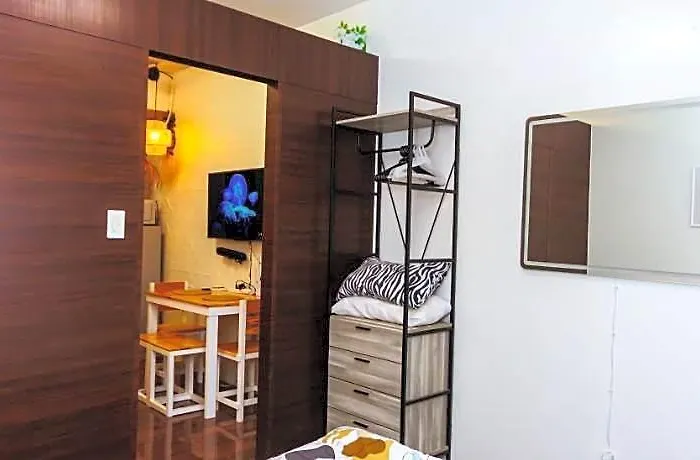 Hotel Homey 1-bedroom At The Center Of Makati 5*